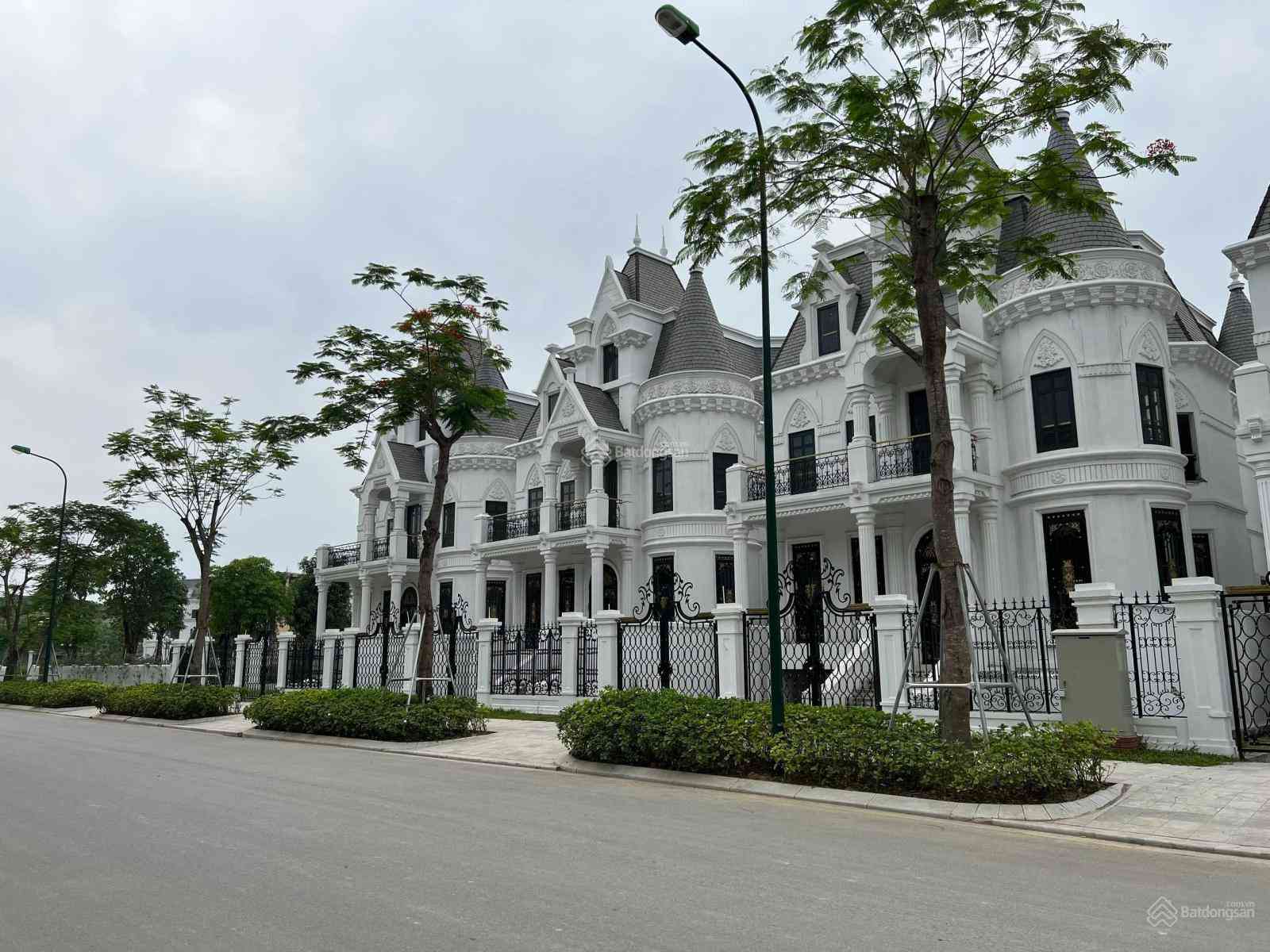 MỞ BÁN BIỆT THỰ CIPUTRA LIỀN KỀ HỒ TÂY, CK CỰC CAO, CAM KẾT GIÁ RẺ NHẤT MỞ BÁN BIỆT THỰ CIPUTRA LIỀN KỀ HỒ TÂY, CK CỰC CAO, CAM KẾT GIÁ RẺ NHẤT