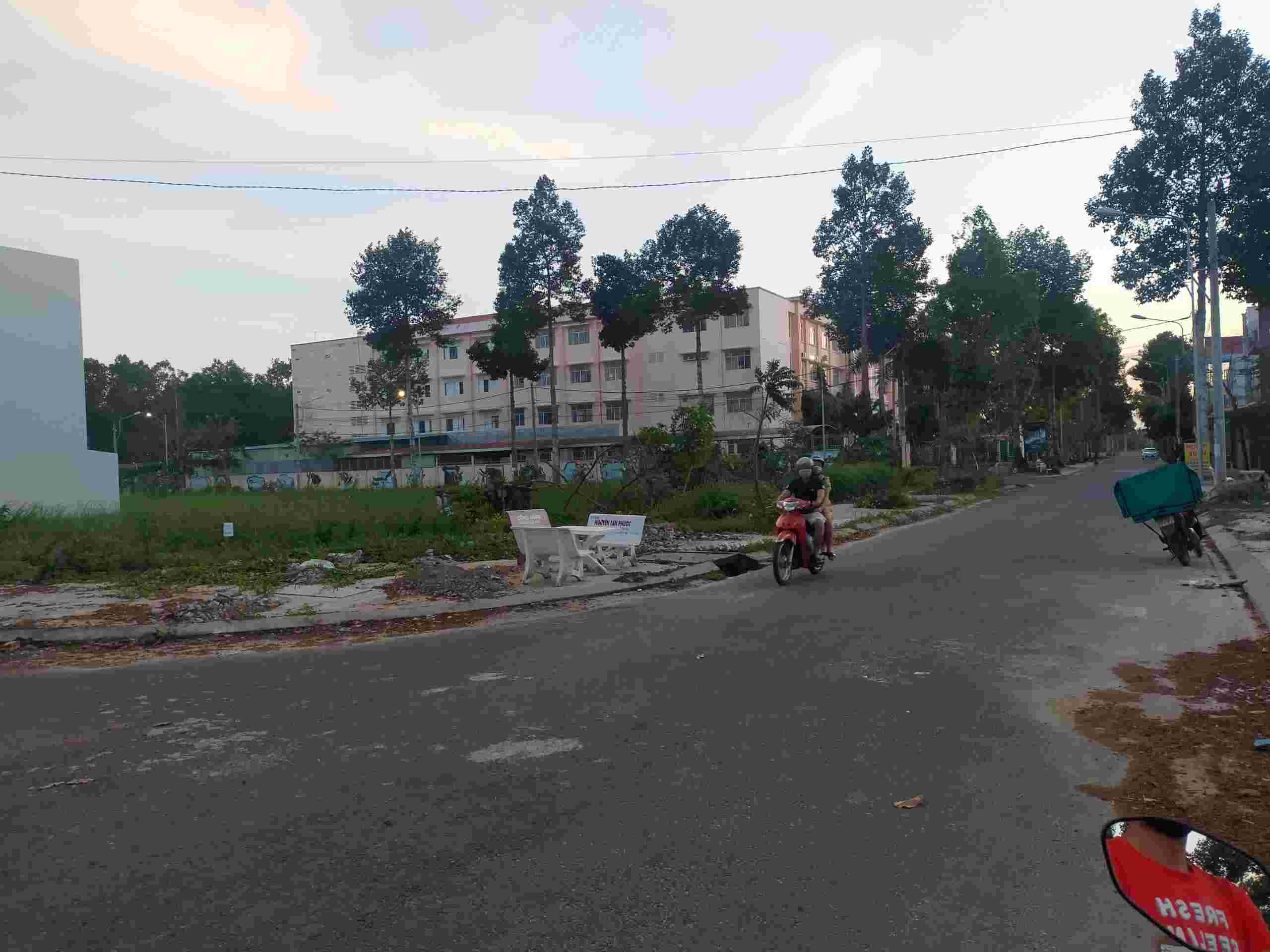 CHÍNH CHỦ BÁN ĐẤT MẶT TIỀN ĐƯỜNG SỐ 8, KDC NGÂN THUẬN, BÌNH THỦY, CẦN THƠ CHÍNH CHỦ BÁN ĐẤT MẶT TIỀN ĐƯỜNG SỐ 8, KDC NGÂN THUẬN, BÌNH THỦY, CẦN THƠ