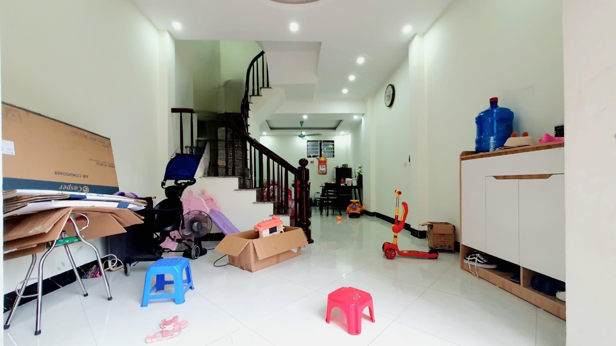 BÁN NHÀ THÔN ĐỒNG NHÂN, XÃ ĐÔNG LA, HOÀI ĐỨC DT33.2M2X3.5 TẦNG GIÁ 2.15 TỶ BÁN NHÀ THÔN ĐỒNG NHÂN, XÃ ĐÔNG LA, HOÀI ĐỨC DT33.2M2X3.5 TẦNG GIÁ 2.15 TỶ