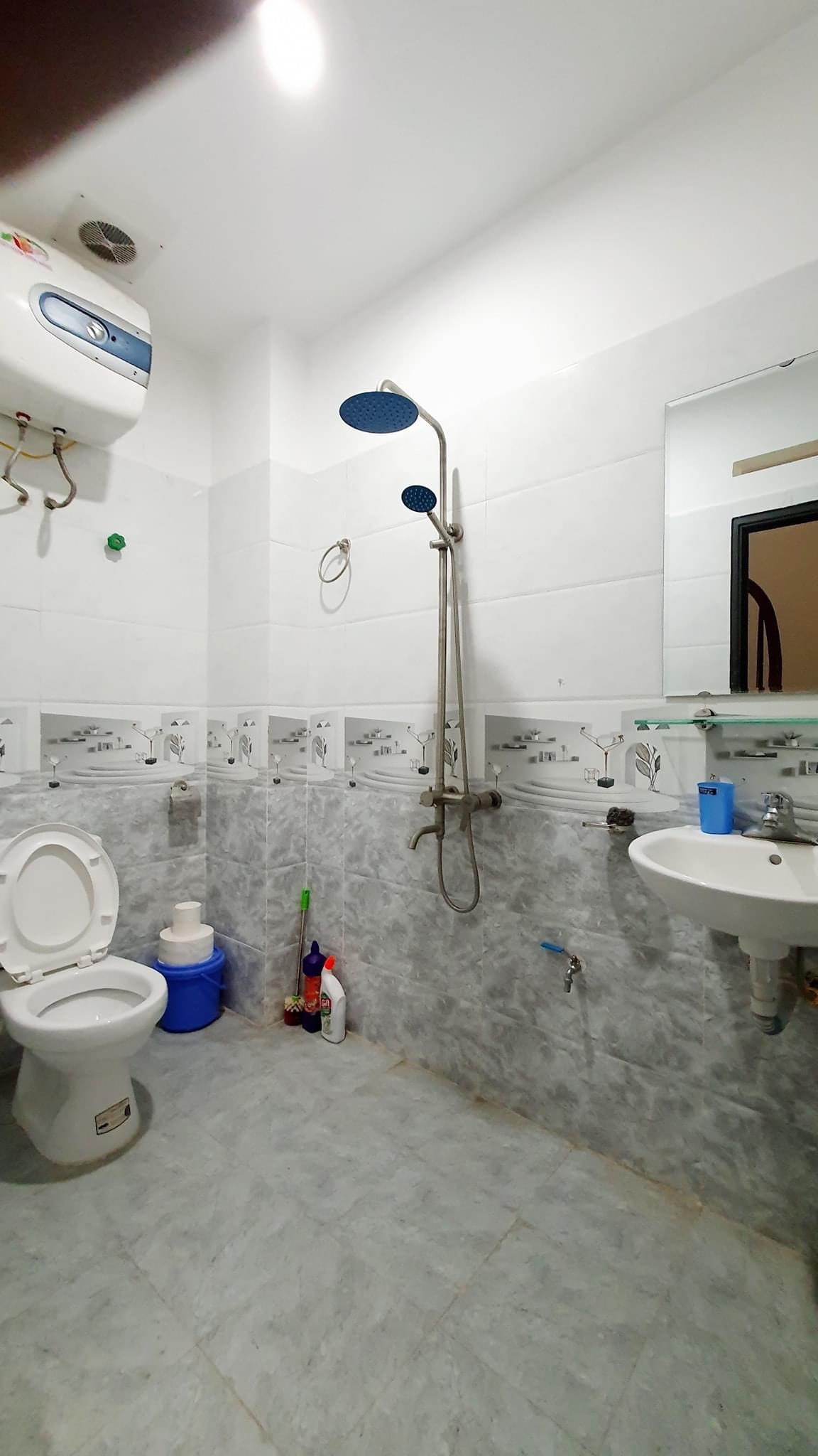BÁN NHÀ THÔN ĐỒNG NHÂN, XÃ ĐÔNG LA, HOÀI ĐỨC DT33.2M2X3.5 TẦNG GIÁ 2.15 TỶ BÁN NHÀ THÔN ĐỒNG NHÂN, XÃ ĐÔNG LA, HOÀI ĐỨC DT33.2M2X3.5 TẦNG GIÁ 2.15 TỶ