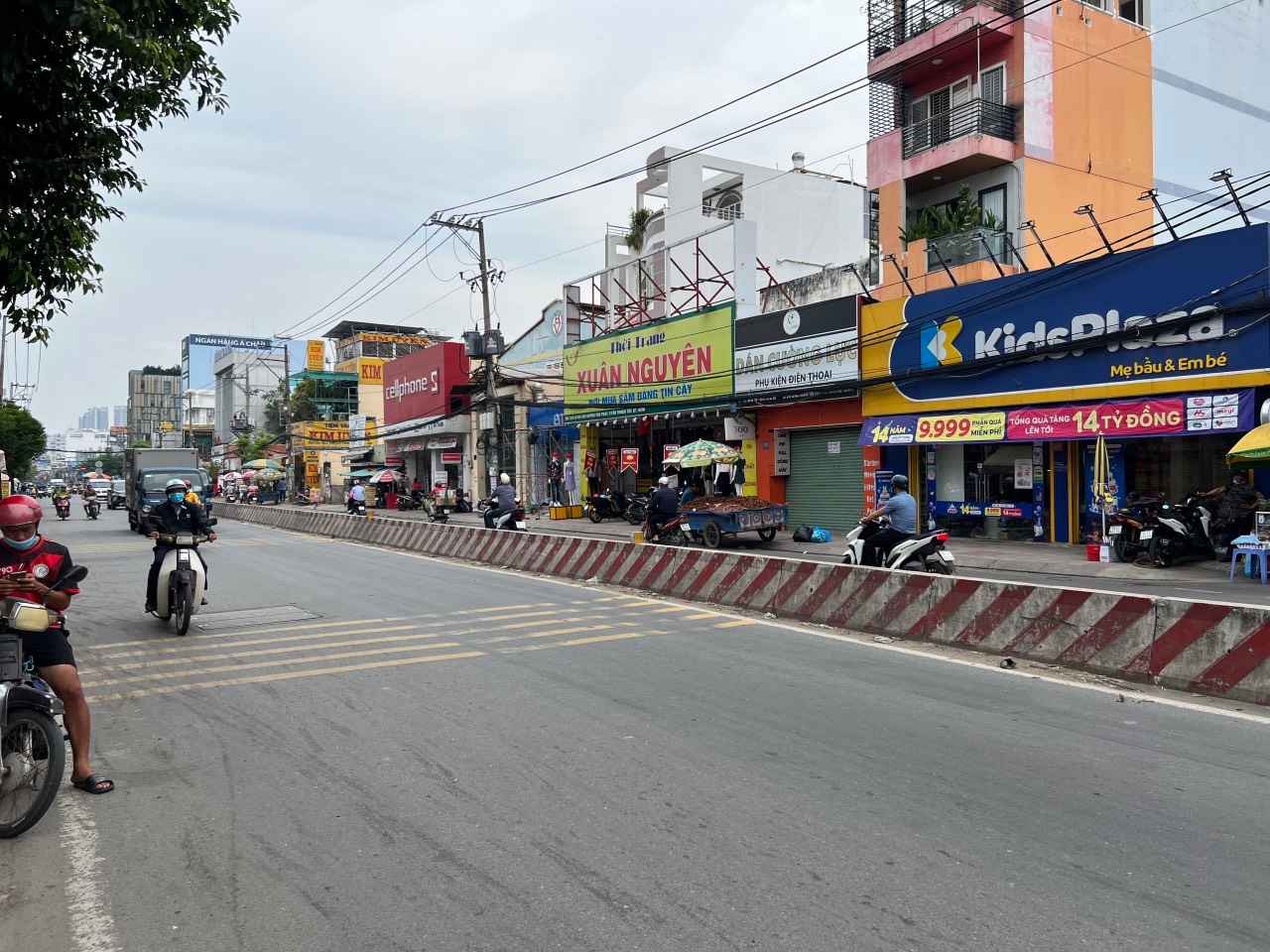 CHO THUÊ MẶT BẰNG ĐƯỜNG HUỲNH TẤN PHÁT, PHƯỜNG TÂN THUẬN TÂY, QUẬN 7. CHO THUÊ MẶT BẰNG ĐƯỜNG HUỲNH TẤN PHÁT, PHƯỜNG TÂN THUẬN TÂY, QUẬN 7.