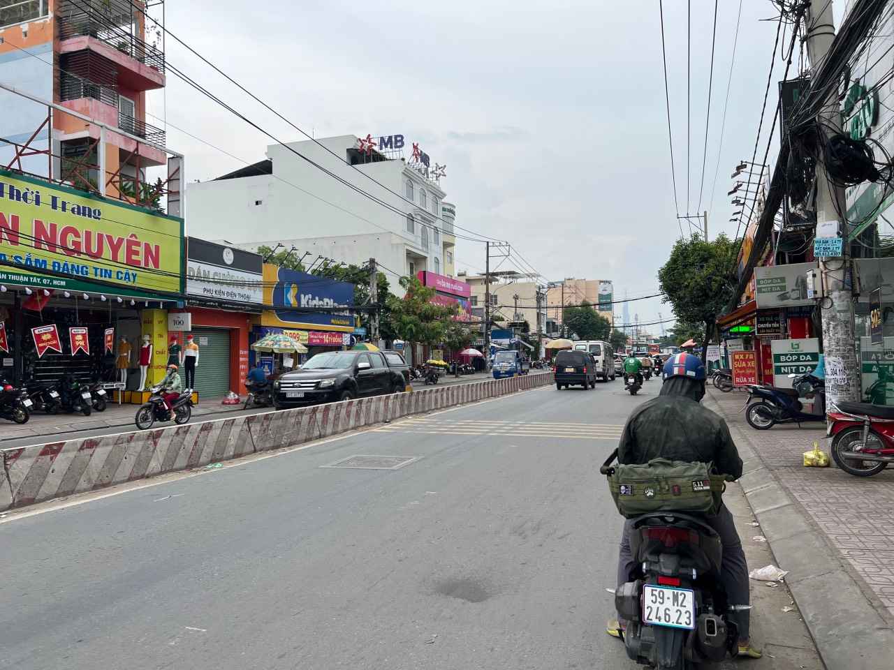 CHO THUÊ MẶT BẰNG ĐƯỜNG HUỲNH TẤN PHÁT, PHƯỜNG TÂN THUẬN TÂY, QUẬN 7. CHO THUÊ MẶT BẰNG ĐƯỜNG HUỲNH TẤN PHÁT, PHƯỜNG TÂN THUẬN TÂY, QUẬN 7.