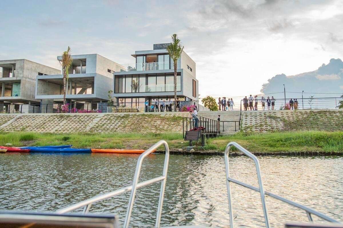 CẦN TIỀN BÁN VILLAS ONE RIVER 3 TẦNG FULL HỒ BƠI VIEW SÔNG, HAI MẶT TIỀN DU.. CẦN TIỀN BÁN VILLAS ONE RIVER 3 TẦNG FULL HỒ BƠI VIEW SÔNG, HAI MẶT TIỀN DU..