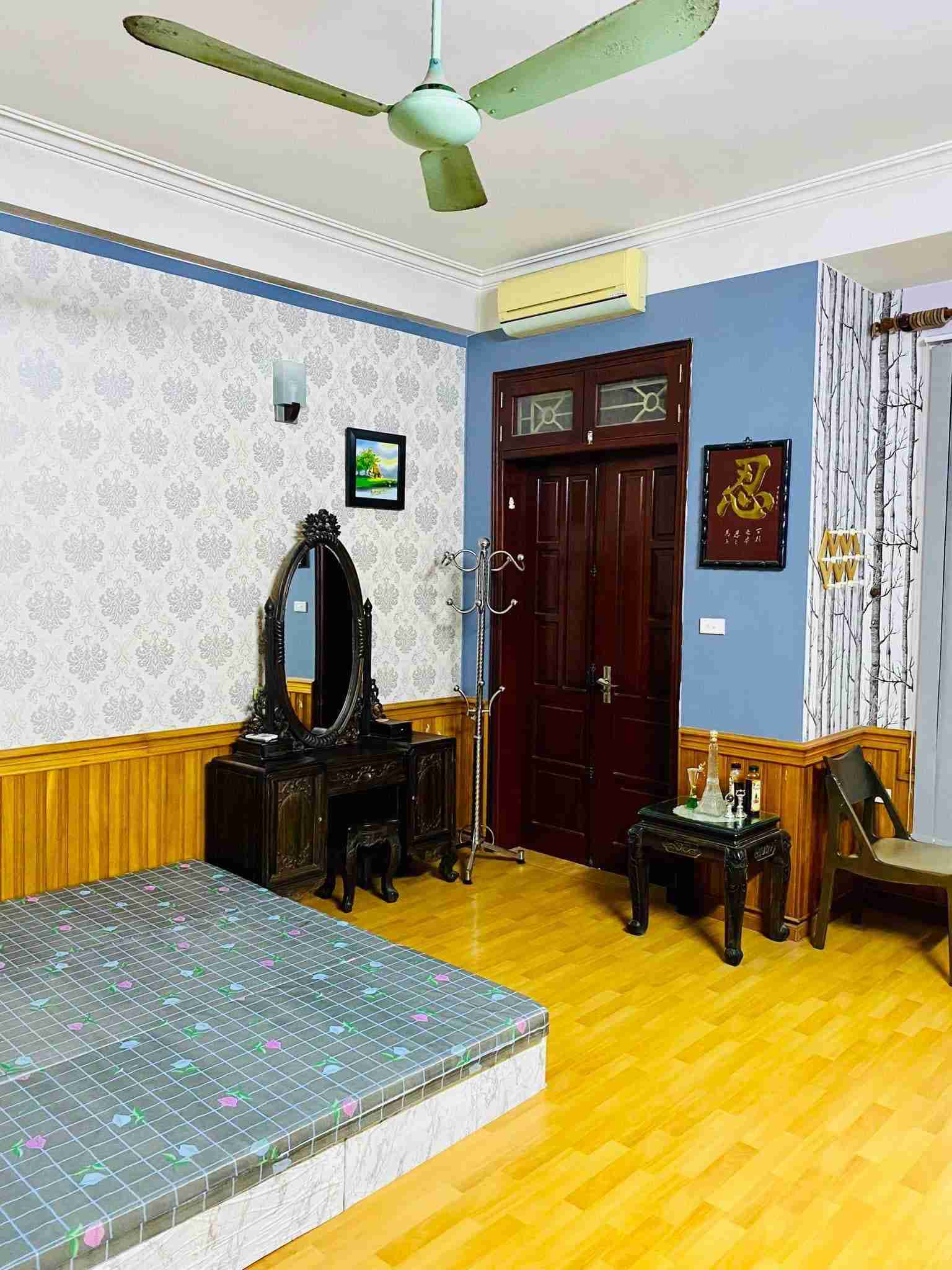 CHO THUÊ NHÀ ĐỘI CẤN, BA ĐÌNH, 50M, SÁT MẶT PHỐ CHO THUÊ NHÀ ĐỘI CẤN, BA ĐÌNH, 50M, SÁT MẶT PHỐ