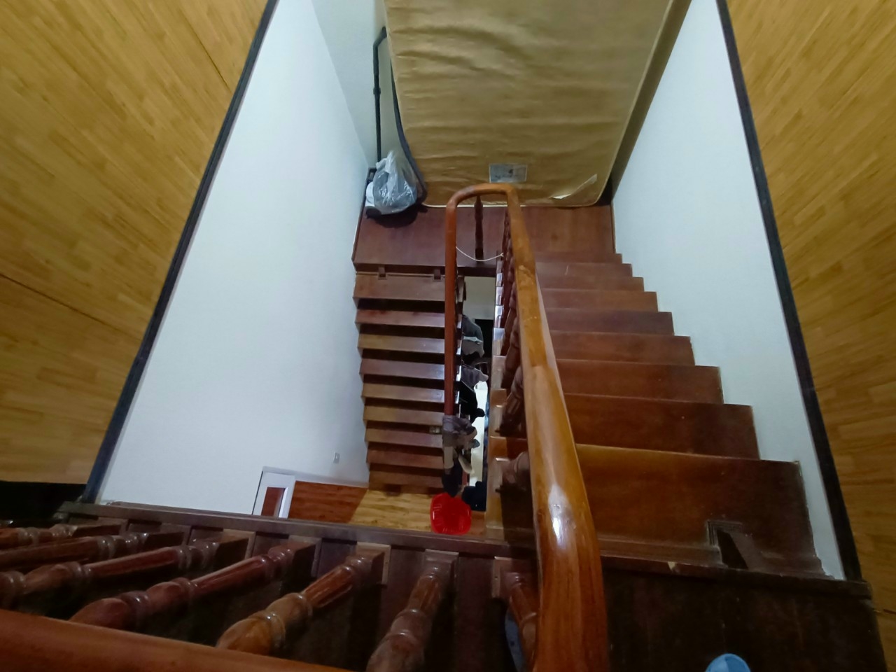 CẦN BÁN CĂN NHÀ Ở KQH 92 MÊ LINH PHƯỜNG 9, TP. ĐÀ LẠT, GIÁ 8,9 TỶ CẦN BÁN CĂN NHÀ Ở KQH 92 MÊ LINH PHƯỜNG 9, TP. ĐÀ LẠT, GIÁ 8,9 TỶ