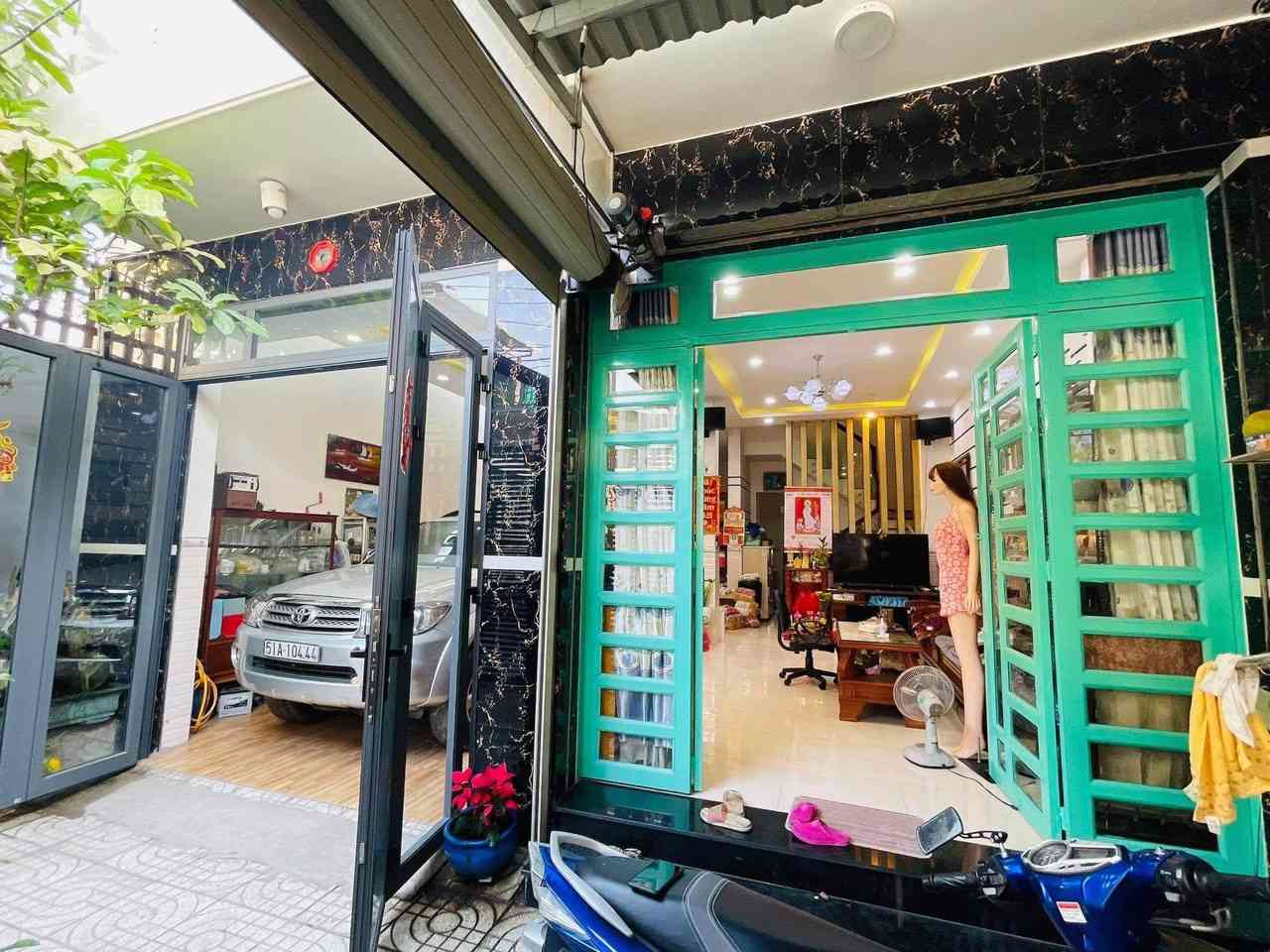 VĨNH LỘC A , BÌNH CHÁNH,XE HƠI NGỦ TRONG NHÀ, 7 PN , 2 GARA , GẤP BÁN CHỦ VĨNH LỘC A , BÌNH CHÁNH,XE HƠI NGỦ TRONG NHÀ, 7 PN , 2 GARA , GẤP BÁN CHỦ