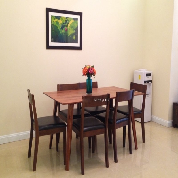 CĂN HỘ VINHOMES ROYAL CITY 2PN 2WC GIÁ CỰC TỐT