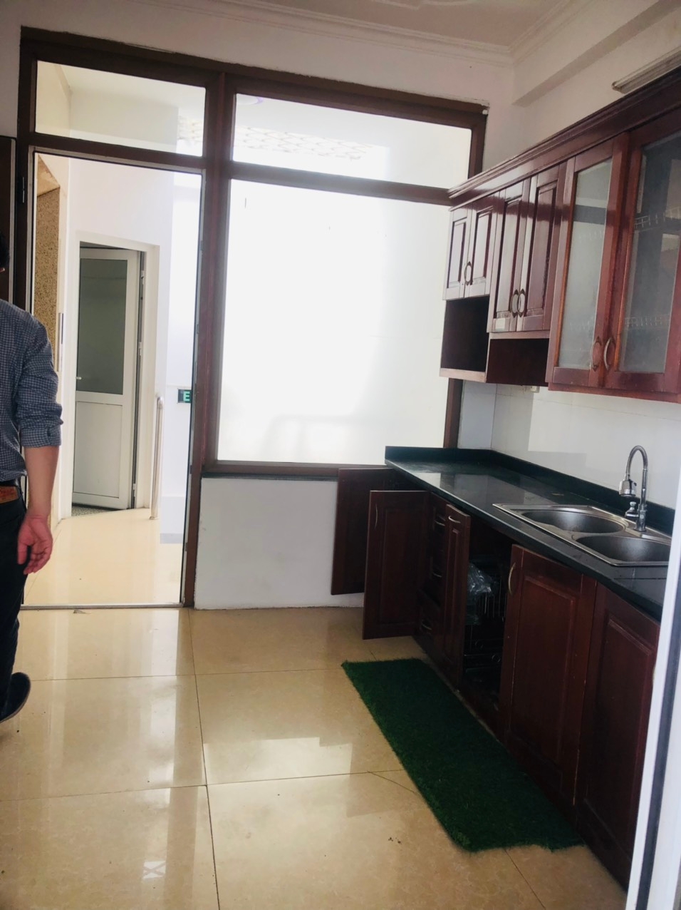 CHO THUÊ NHÀ NGÕ 83 NGUYỄN KHANG, CẦU GIẤY, DIỆN TÍCH 60M2 X 6 TẦNG, NHÀ