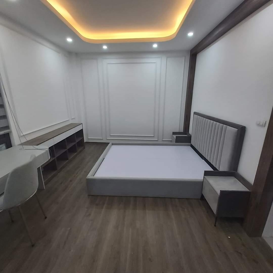 CẦN BÁN NHÀ KHƯƠNG TRUNG, 34M2 , 5T, MT 4,6M. NHÀ ĐẸP Ở NGAY, DƯỚI 4 TỶ CẦN BÁN NHÀ KHƯƠNG TRUNG, 34M2 , 5T, MT 4,6M. NHÀ ĐẸP Ở NGAY, DƯỚI 4 TỶ