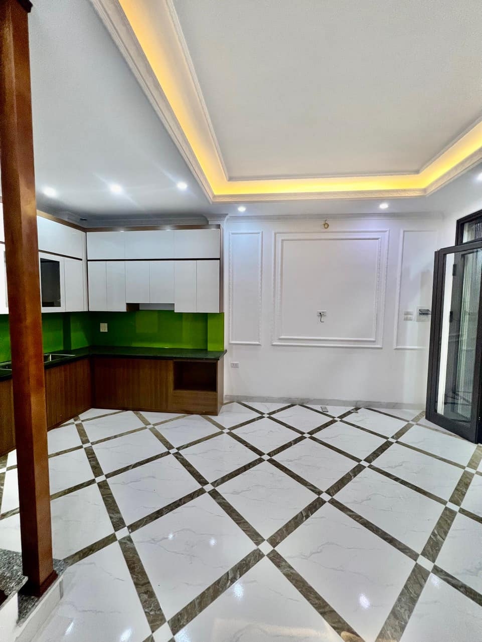 BÁN NHÀ TỰU LIỆT - THANH TRÌ. Ô TÔ ĐỖ CỬA 36M2 ,GIÁ 3 TỈ