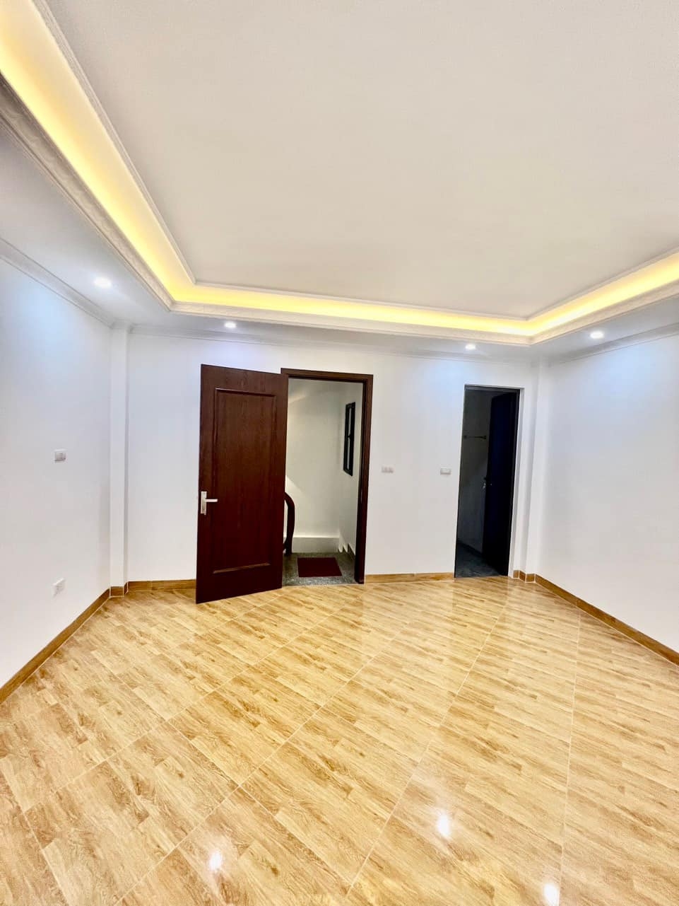 BÁN NHÀ TỰU LIỆT - THANH TRÌ. Ô TÔ ĐỖ CỬA 36M2 ,GIÁ 3 TỈ