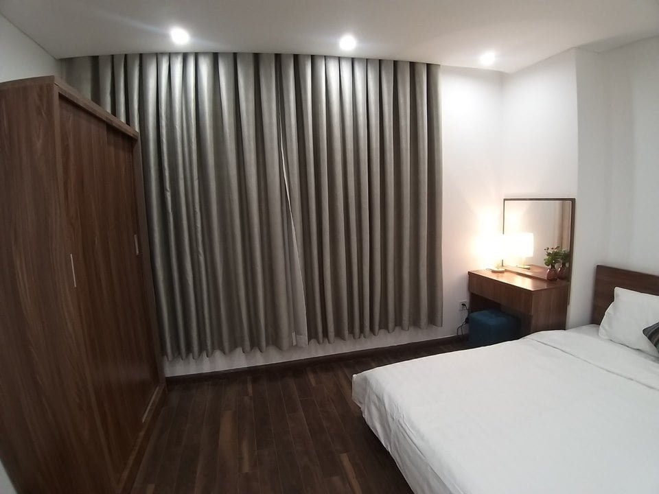 VÀO Ở NGAY CĂN HỘ 2 NGỦ FULL ĐỒ CAO CẤP TOÀ ECOCITY VIỆT HƯNG, GIÁ 9,5