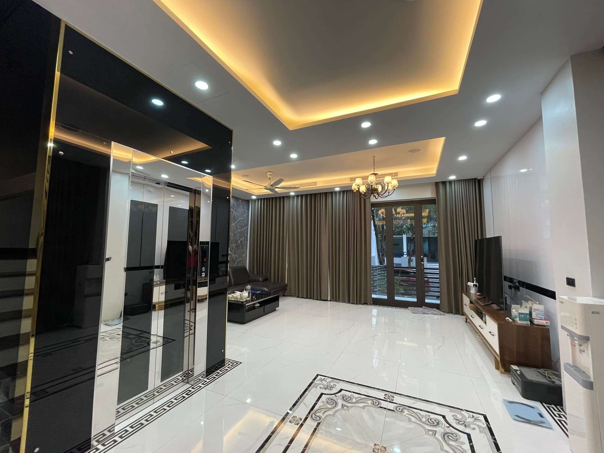BIỆT THỰ IMPERIA GARDEN NGUYỄN HUY TƯỞNG-165M2 5T MT 10M-ĐẲNG CẤP CHÂU