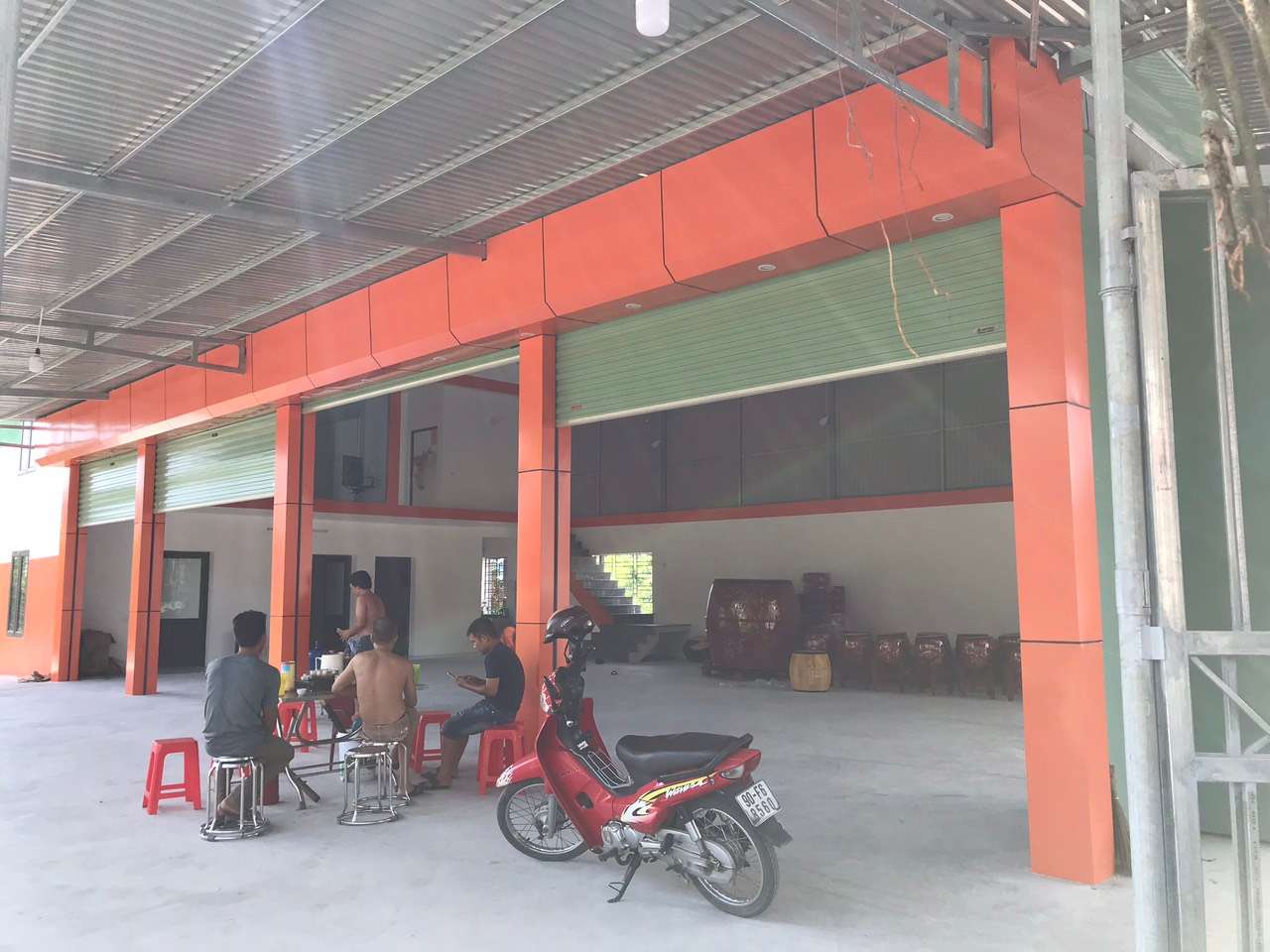 CỬA CUỐN – CỬA KÍNH XIN KÍNH CHÀO QUÝ KHÁCH