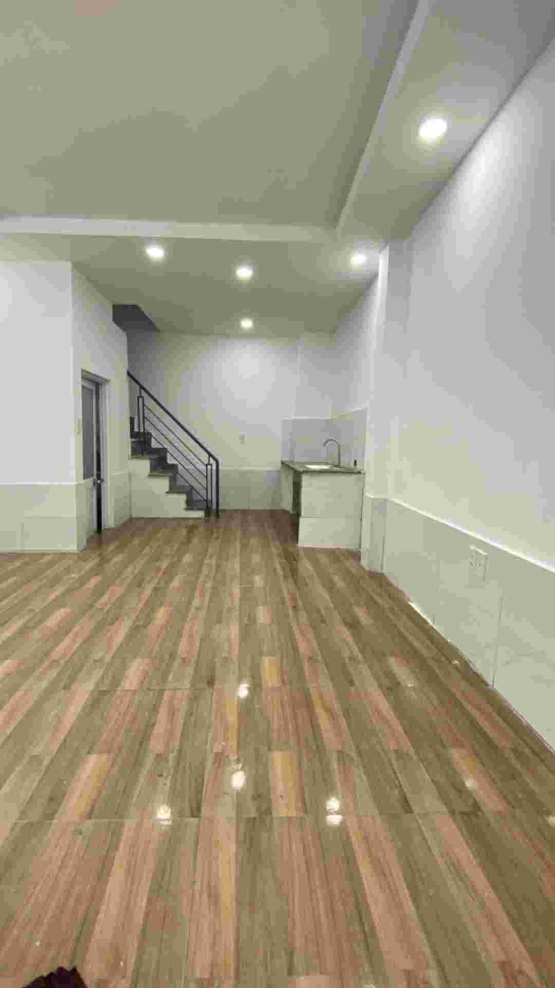 BÁN NHÀ TXUÂN 25 VỊ TRÍ OK, KẾT CẤU : 1 TRỆT 2 LẦU 3 PN 2WC BÁN NHÀ TXUÂN 25 VỊ TRÍ OK, KẾT CẤU : 1 TRỆT 2 LẦU 3 PN 2WC