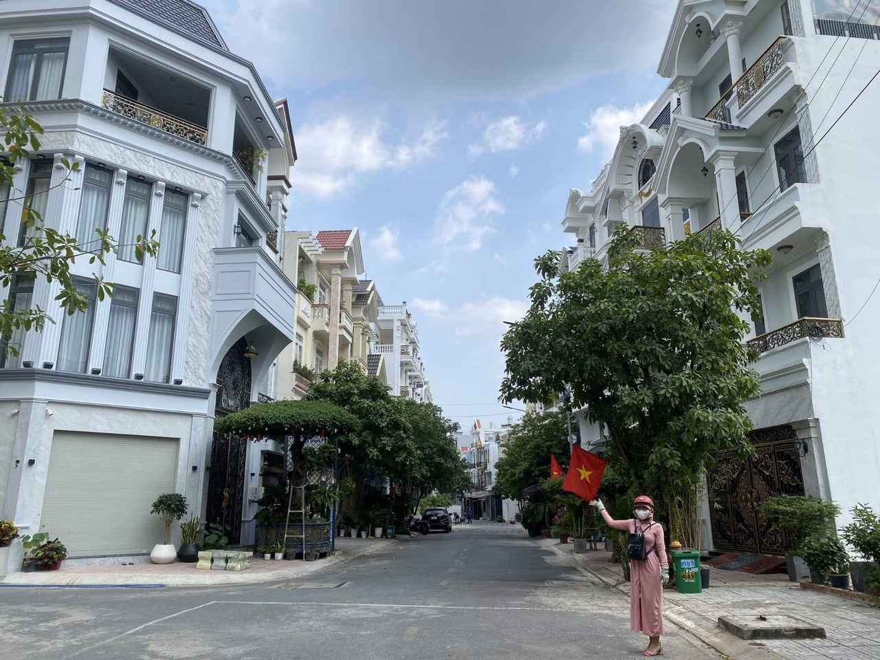 NHÀ 64M2 - 4 TẦNG-HXH THÔNG TRẦN THỊ NĂM-GẦN NG. ẢNH THỦ - TÂN CHÁNH HIỆP-Q.. NHÀ 64M2 - 4 TẦNG-HXH THÔNG TRẦN THỊ NĂM-GẦN NG. ẢNH THỦ - TÂN CHÁNH HIỆP-Q..